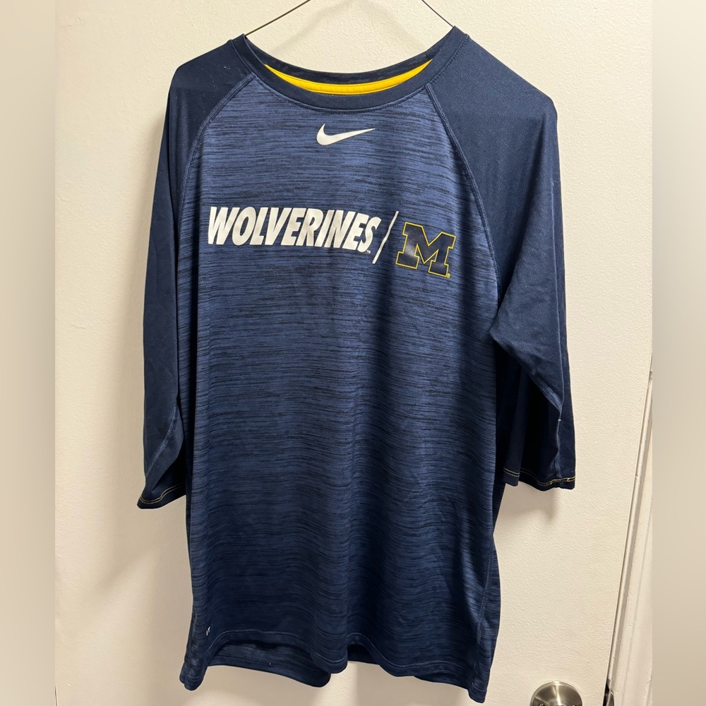 *Men’s Blue Nike Michigan Wolverines Tee